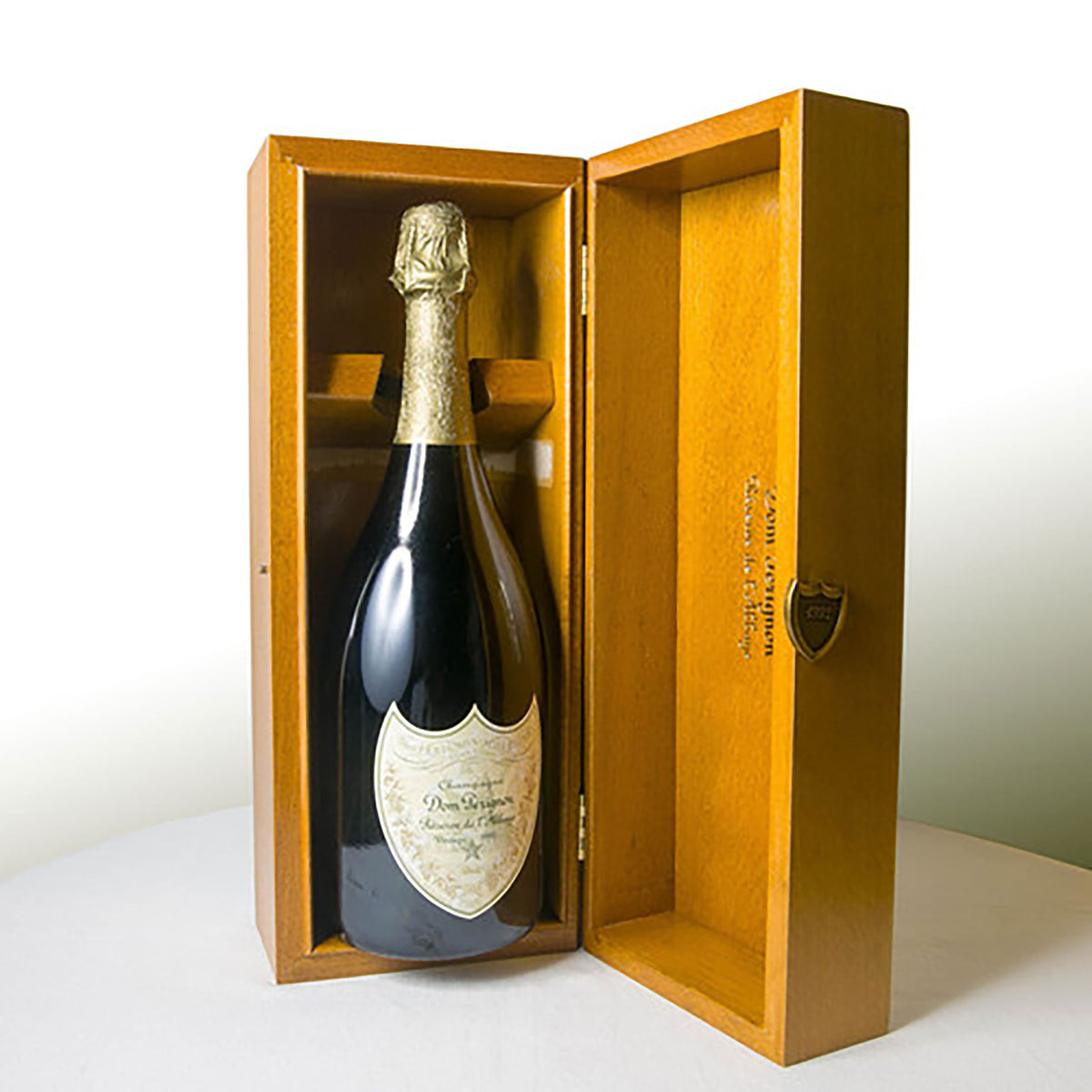 Dom Pérignon Réserve de l'Abbaye 2002
- Kent Street Cellars