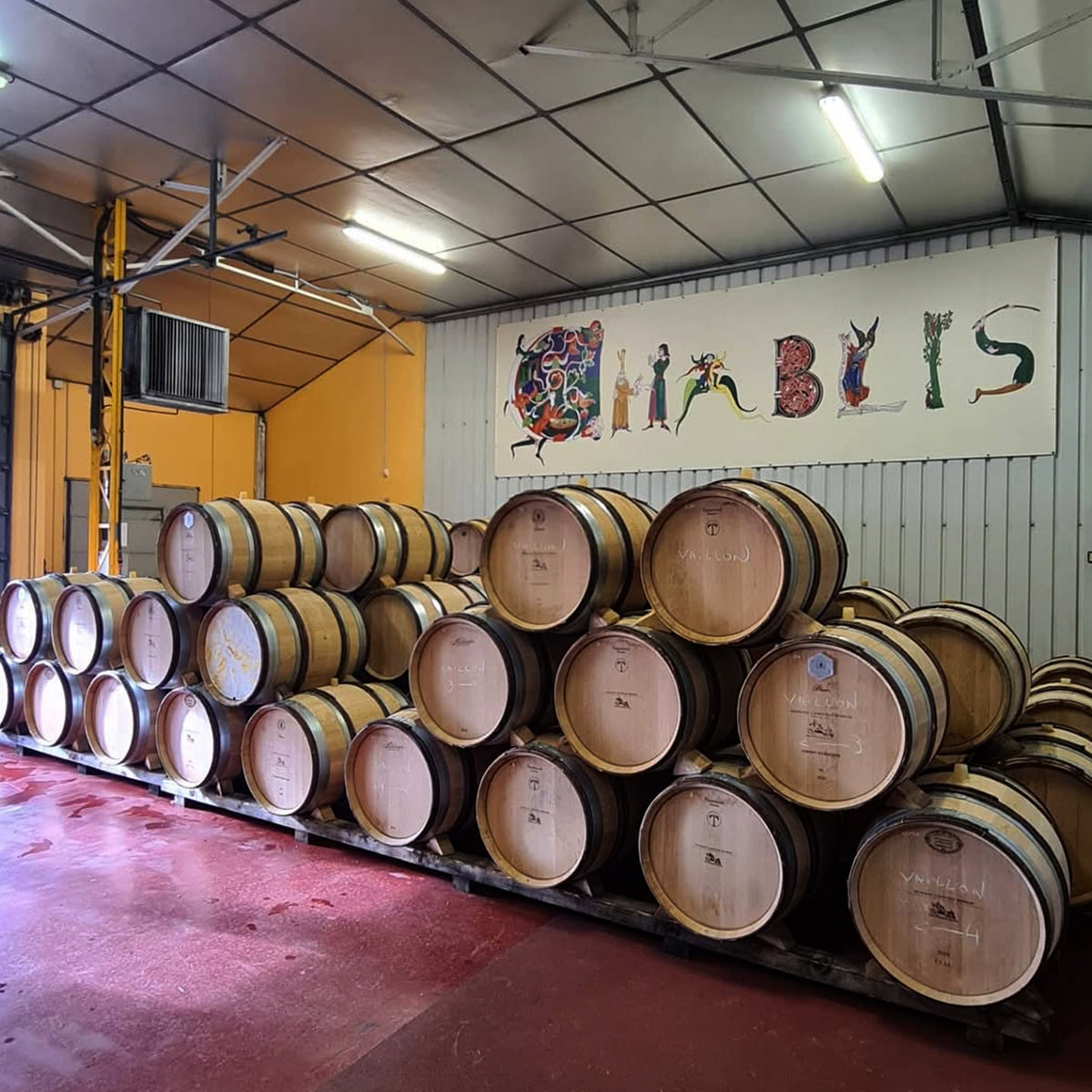 Domaine Christian Moreau Père Et Fils Chablis Vaillon 1er Cru Cuvee Guy Moreau 2023