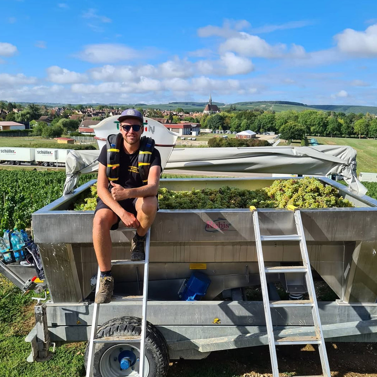 Domaine Christian Moreau Père Et Fils Chablis Grand Cru Valmur 2023