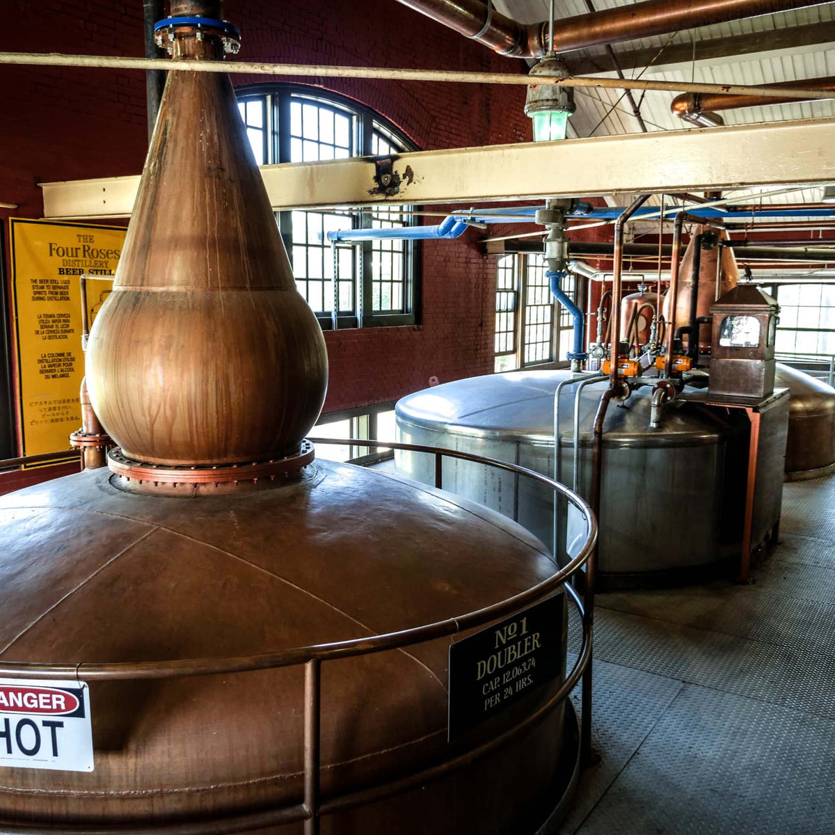 Four Roses Small Batch Barrel Strength Limited Edition 2025 Kentucky Straight Bourbon Whiskey 700ml