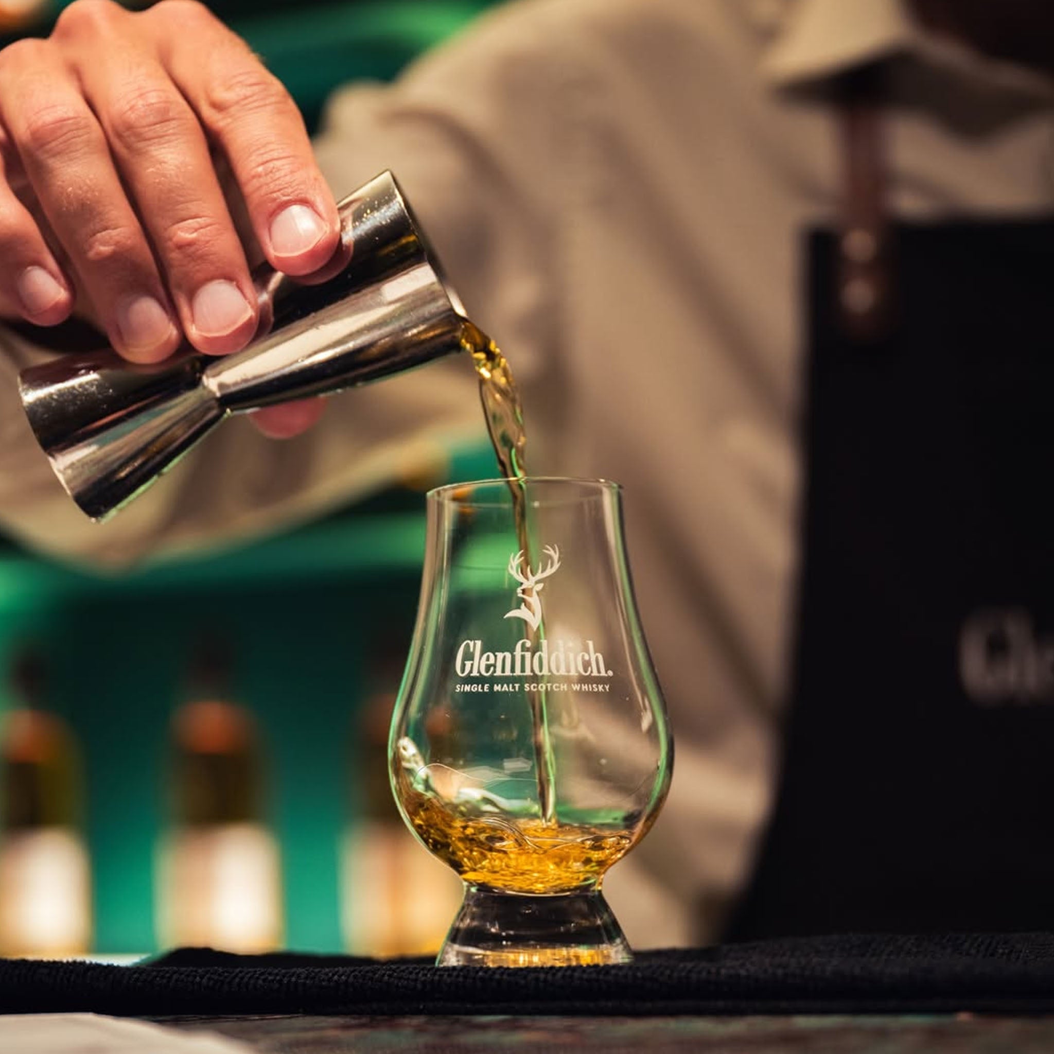 Glenfiddich 16 Year Old Aston Martin F1 Limited Edition Single Malt Scotch Whisky 700ml