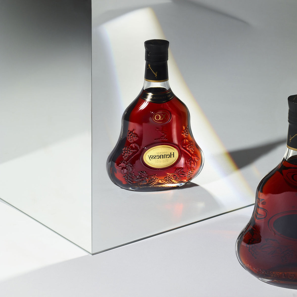 Hennessy X.O Cognac 700ml