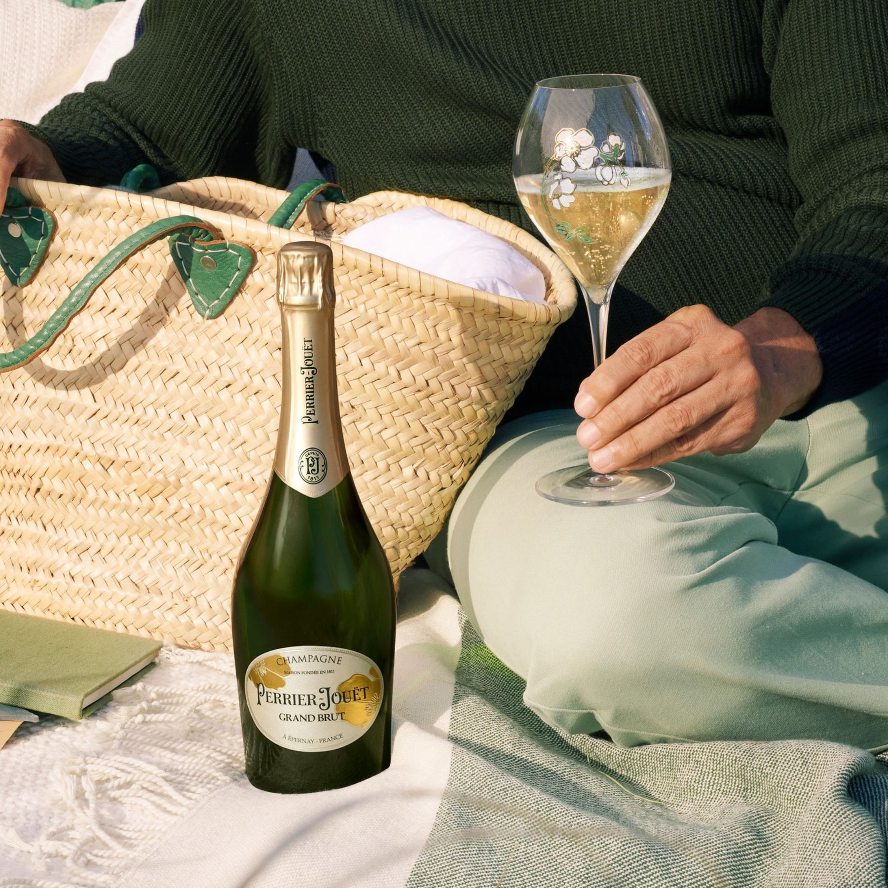 Perrier-Jouët Grand Brut NV (6 Bottles)