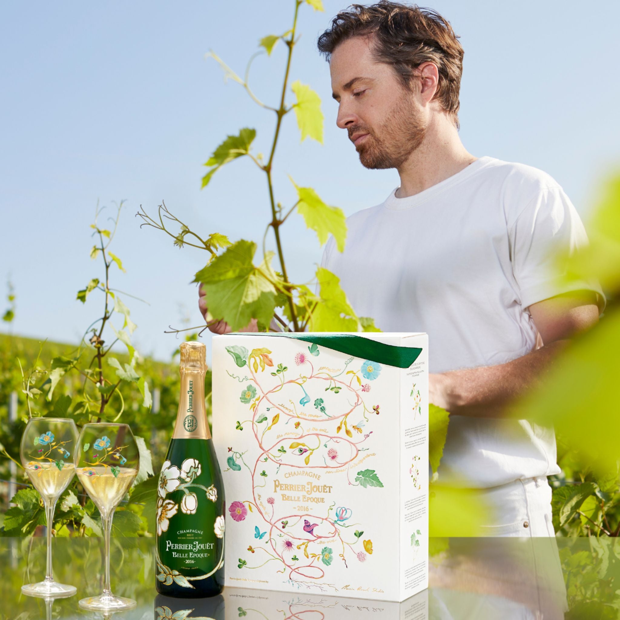 Perrier-Jouët Belle Epoque Champagne 2016 + 2 Glasses Set | Kent