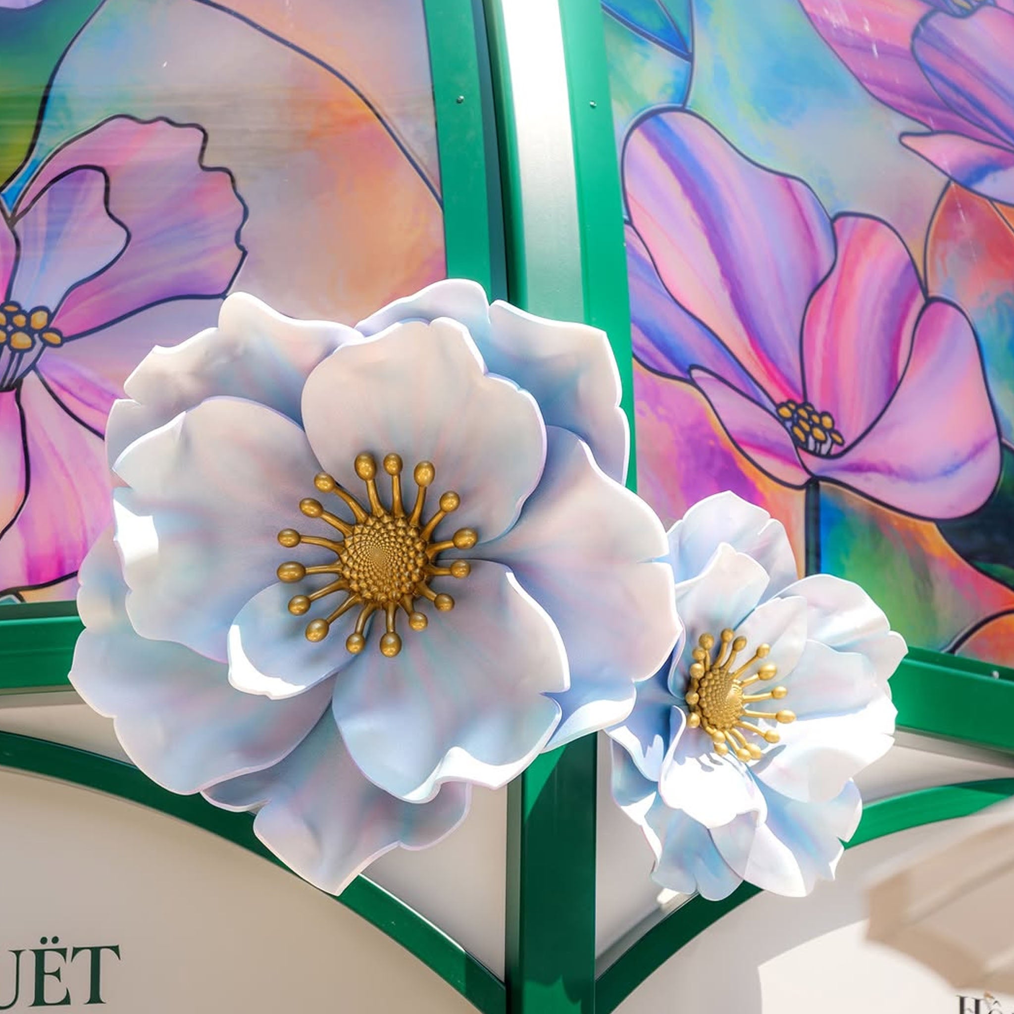 Perrier-Jouët Belle Epoque Champagne 2016 + 2 Glasses Set