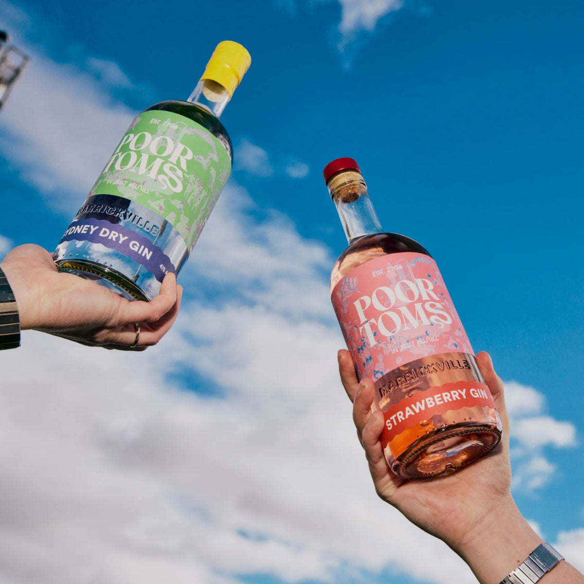 Poor Toms Strawberry Gin 700ml