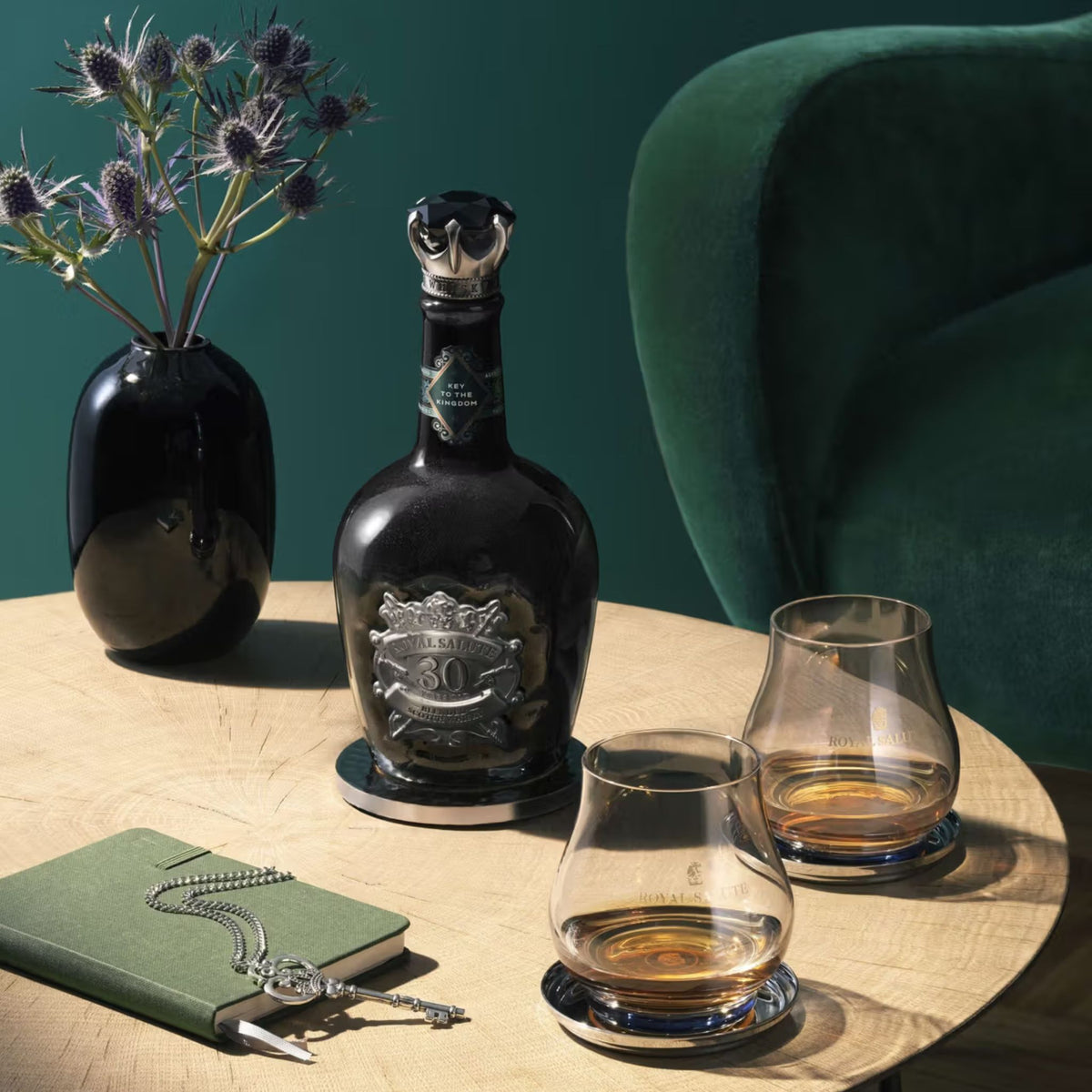 Chivas Royal Salute Key To The Kingdom 30 Year Old Blended Scotch Whisky 500ml