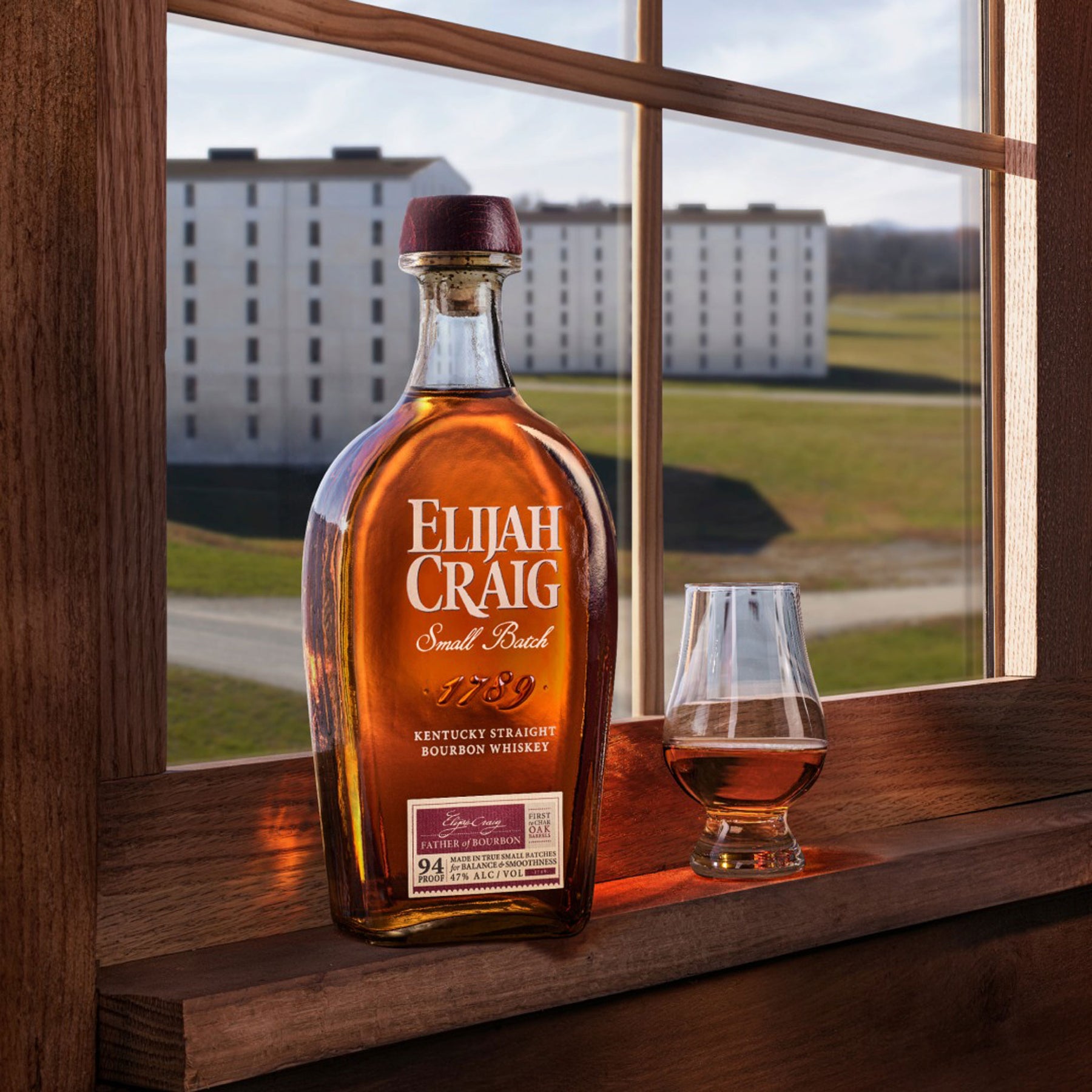 Elijah Craig Small Batch Kentucky Straight Bourbon Whiskey 700ml