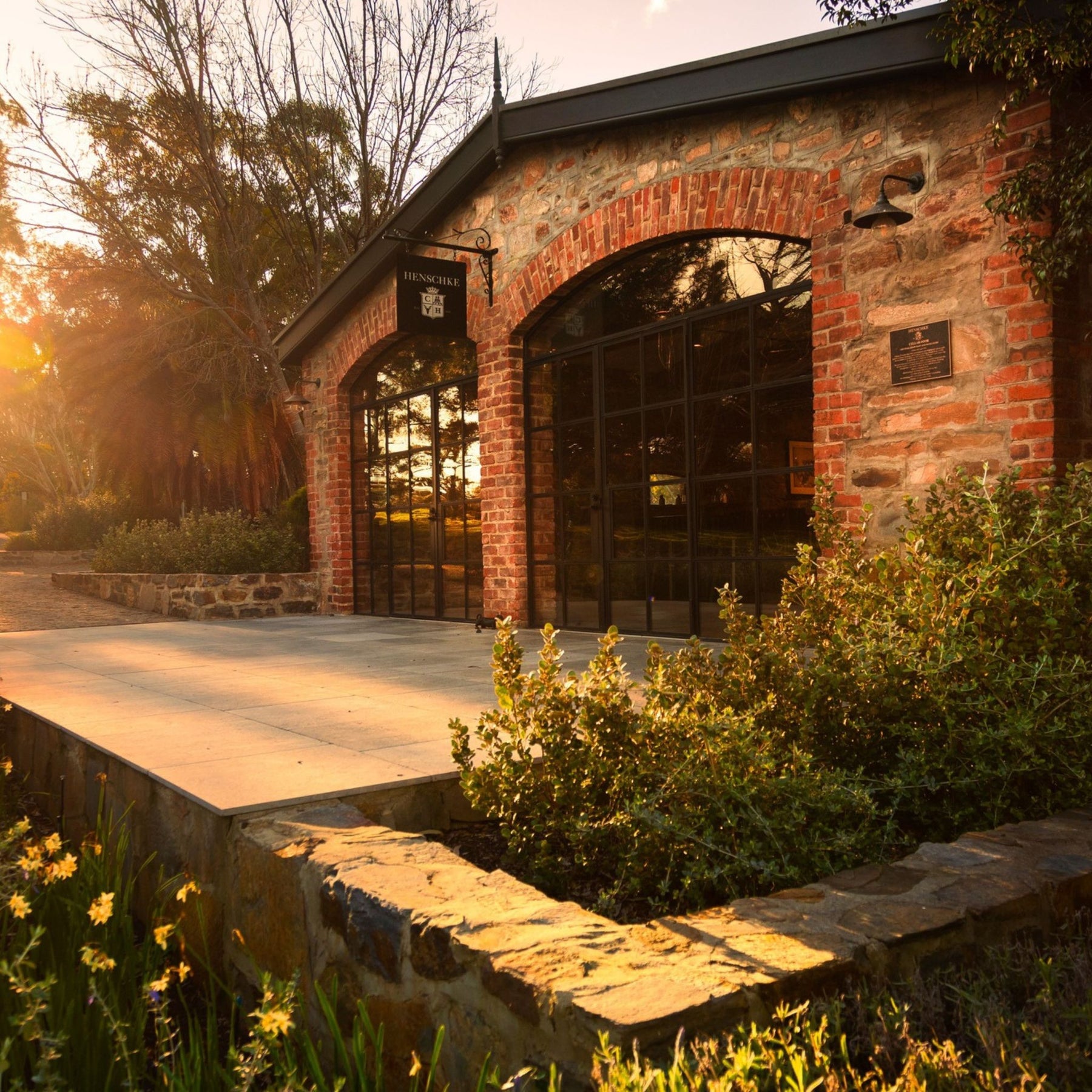 Situated in Keyneton, South Australia, within the esteemed Eden Valley wine region, Henschke proudly stands as a distinguished member of Australia's First Families of Wine. - Kent Street Cellars