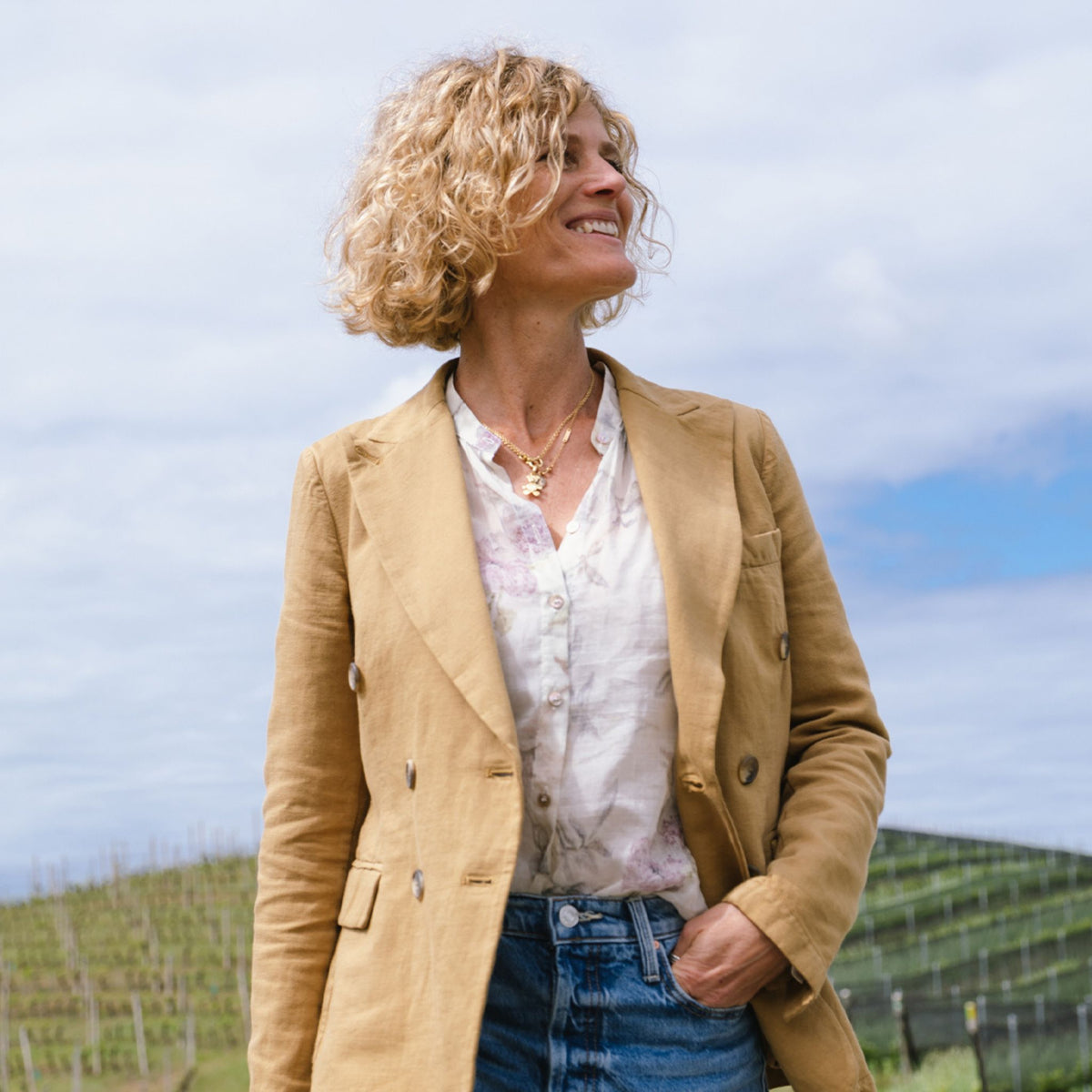 The story of Ceretto is the story of the family's love for the region of Langhe. This devotion guides all their choices: in the vineyards they cultivate, to the cellars where their wines are raised and matured. In the bucolic countryside where they live, in the hills where they walk with their children on sunny winter days. - Kent Street Cellars