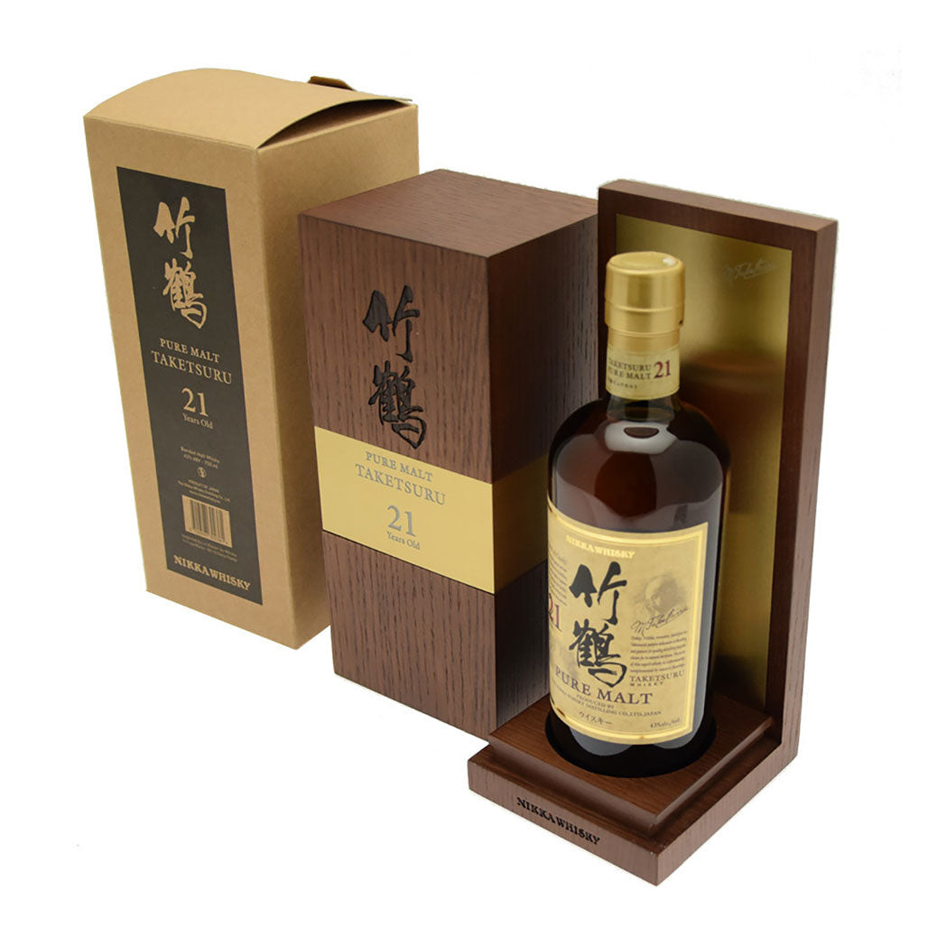 Nikka Taketsuru Pure Malt 21 Year Old Blended Malt Japanese Whisky 700ml