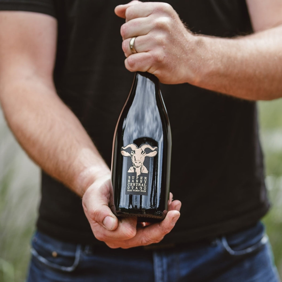 Nanny Goat Super Nanny Pinot Noir 2021 - Kent Street Cellars