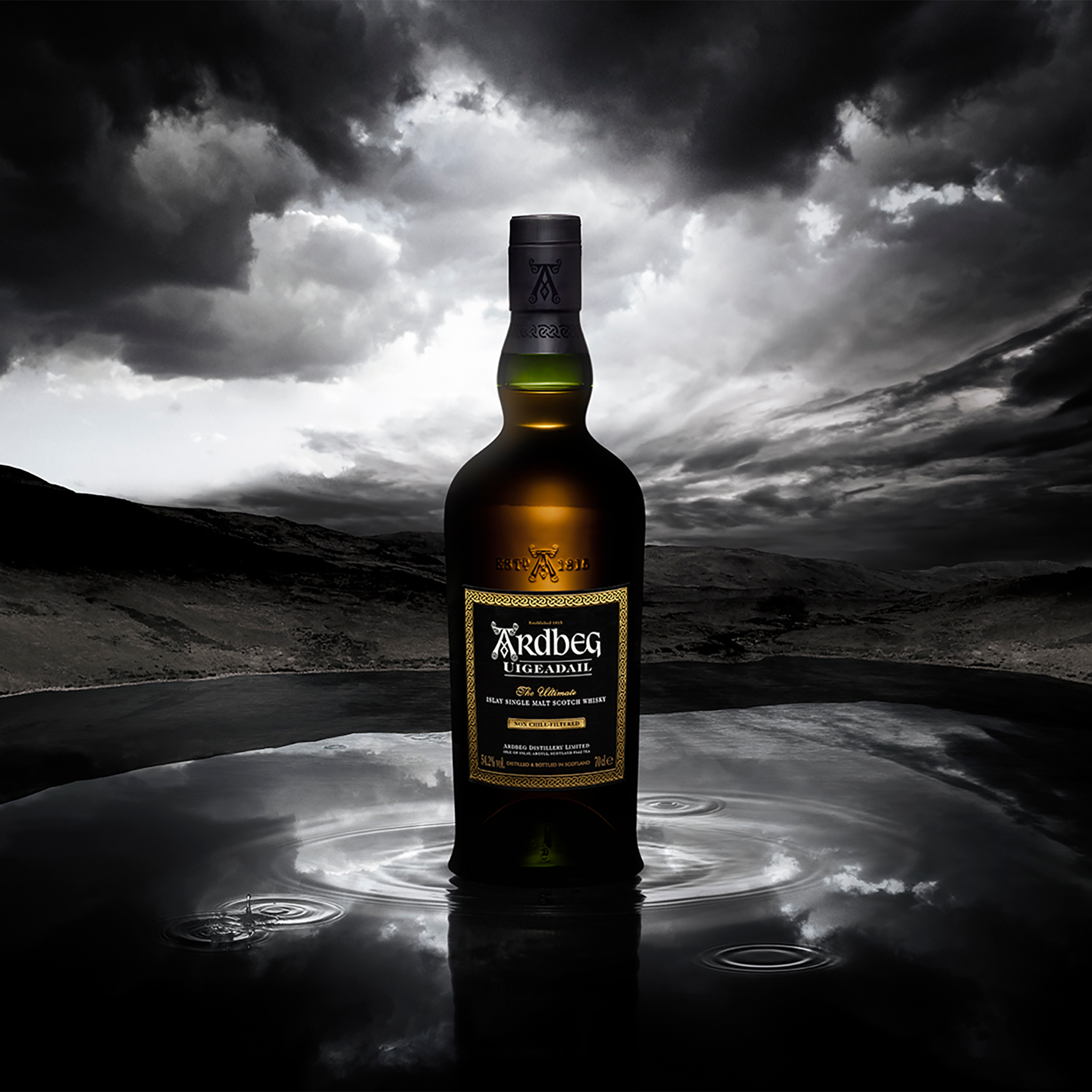 Ardbeg Uigeadail Single Malt Scotch Whisky 700ml - Kent Street Cellars