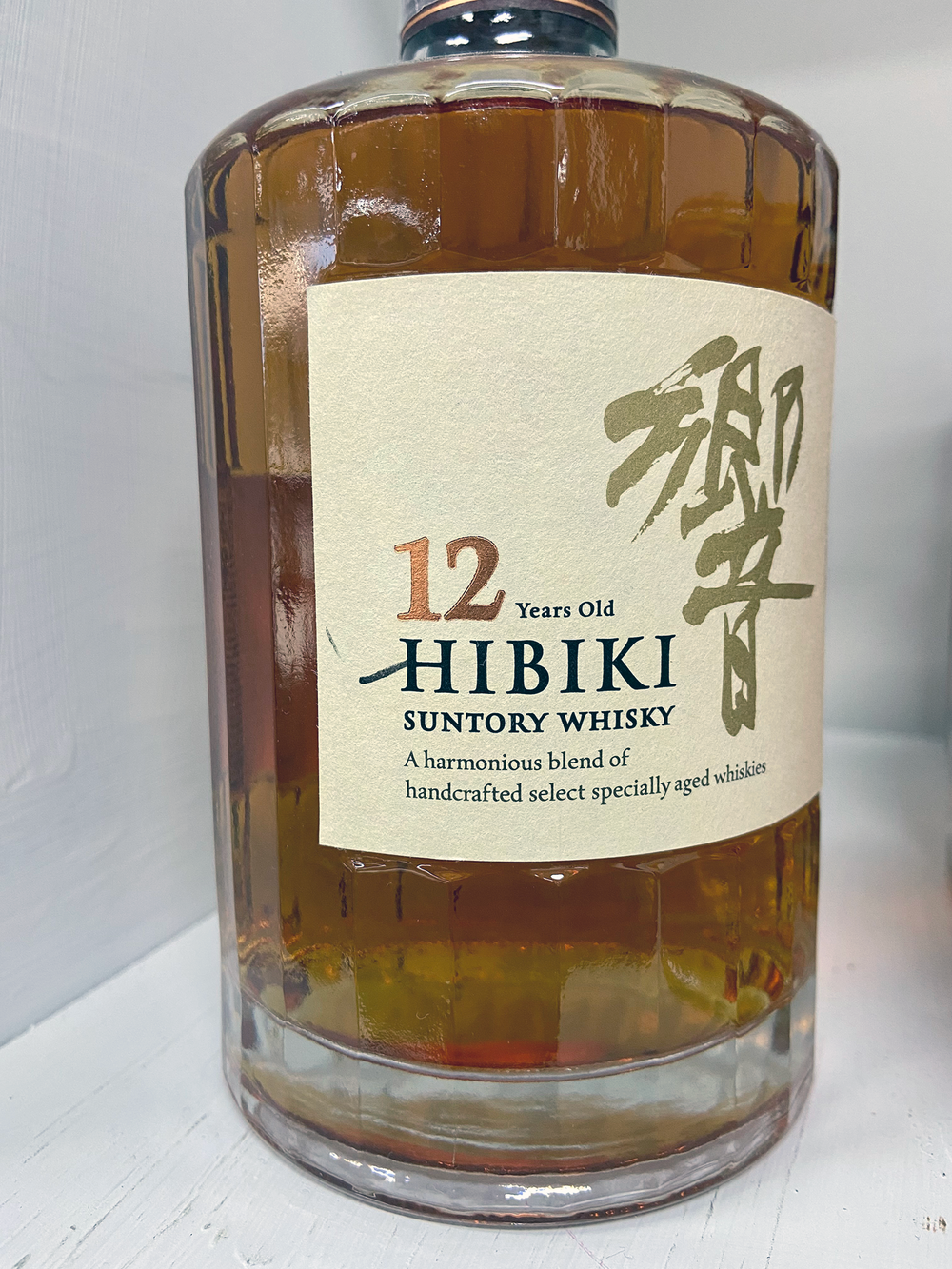 Hibiki 12 Year Old Blended Japanese Whisky 700ml (Label Damage)